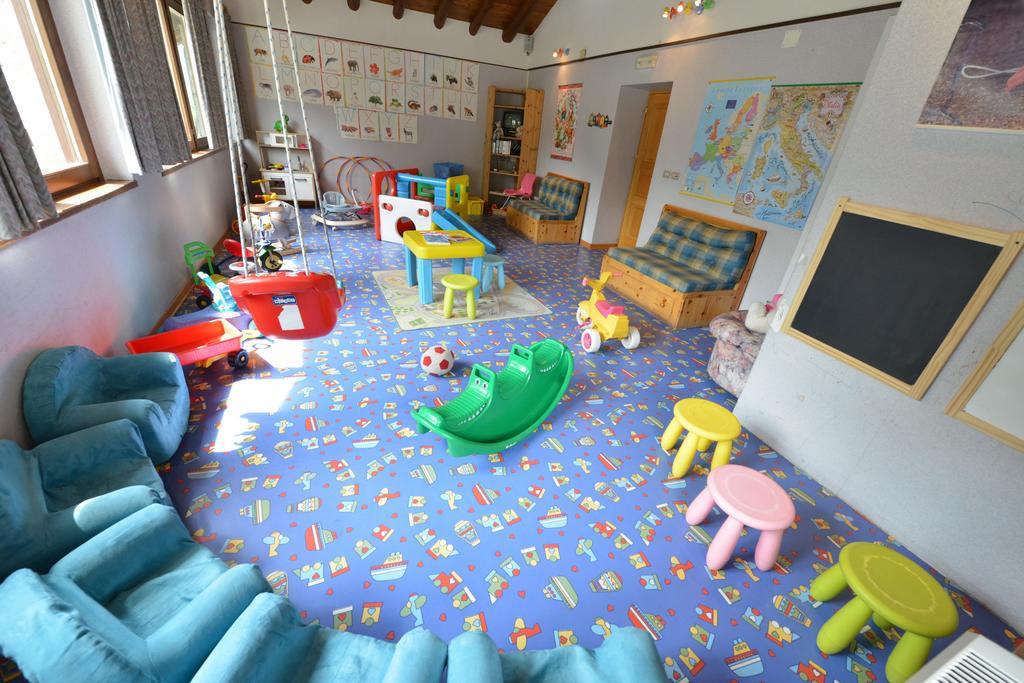 Petit Hotel Cogne Kültér fotó