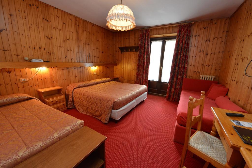 Petit Hotel Cogne Kültér fotó