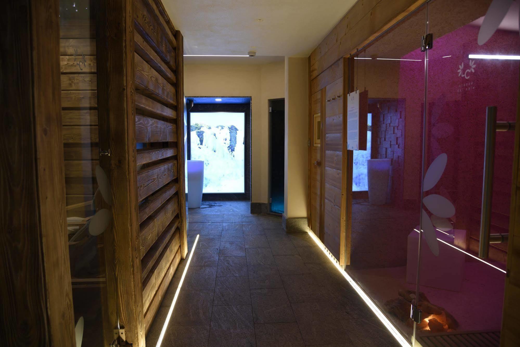 Petit Hotel Cogne Kültér fotó